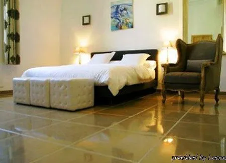A Propos- Et Bed & Breakfast